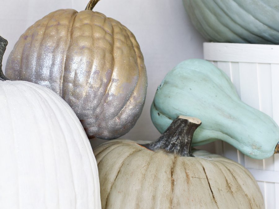 Fall Crafts: How to Paint Pretty Pumpkins