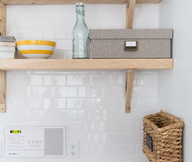 Reclaimed Wood Shelving & The Backsplash